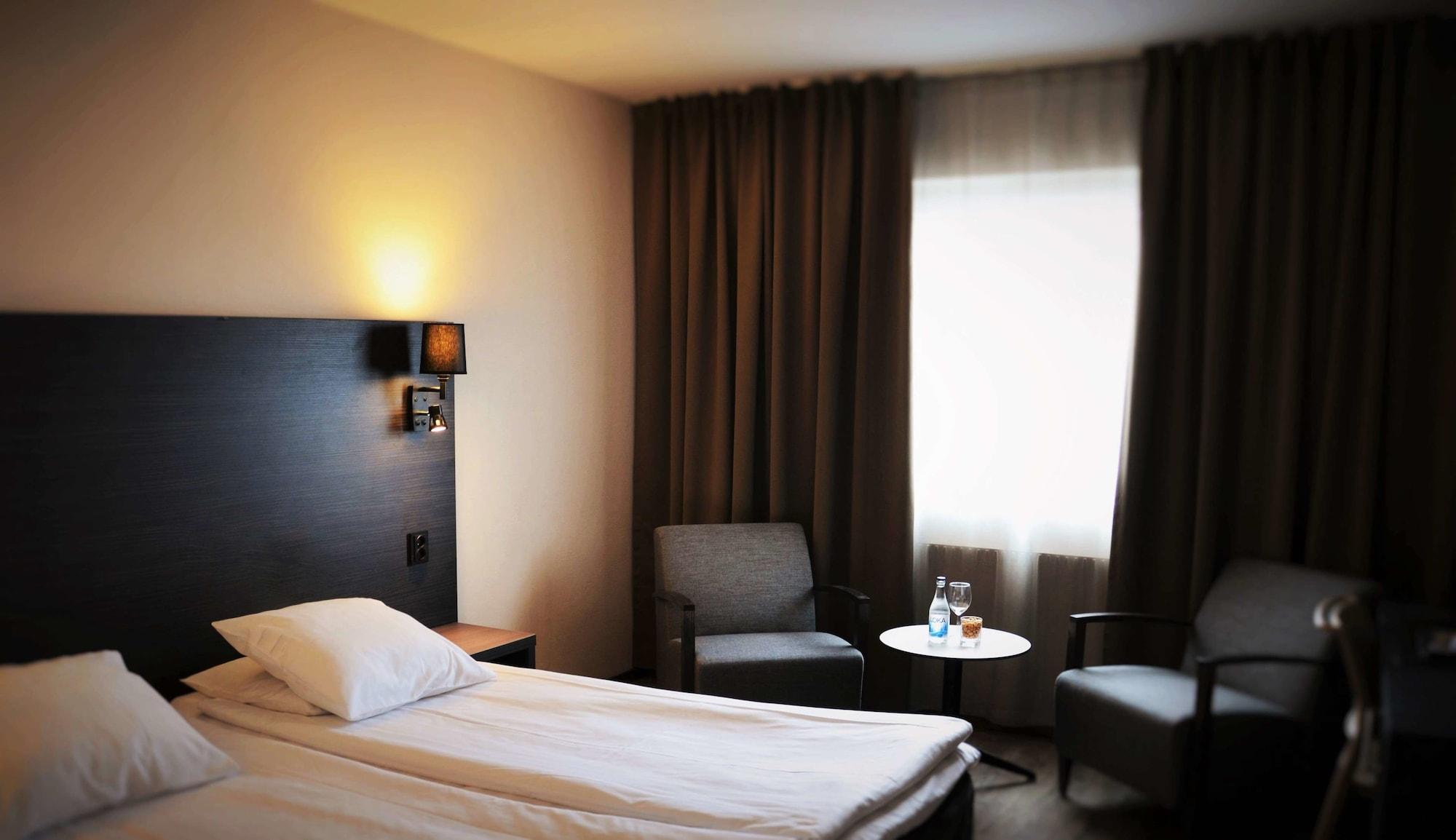 Best Western Hotel Scheele Köping Exterior foto